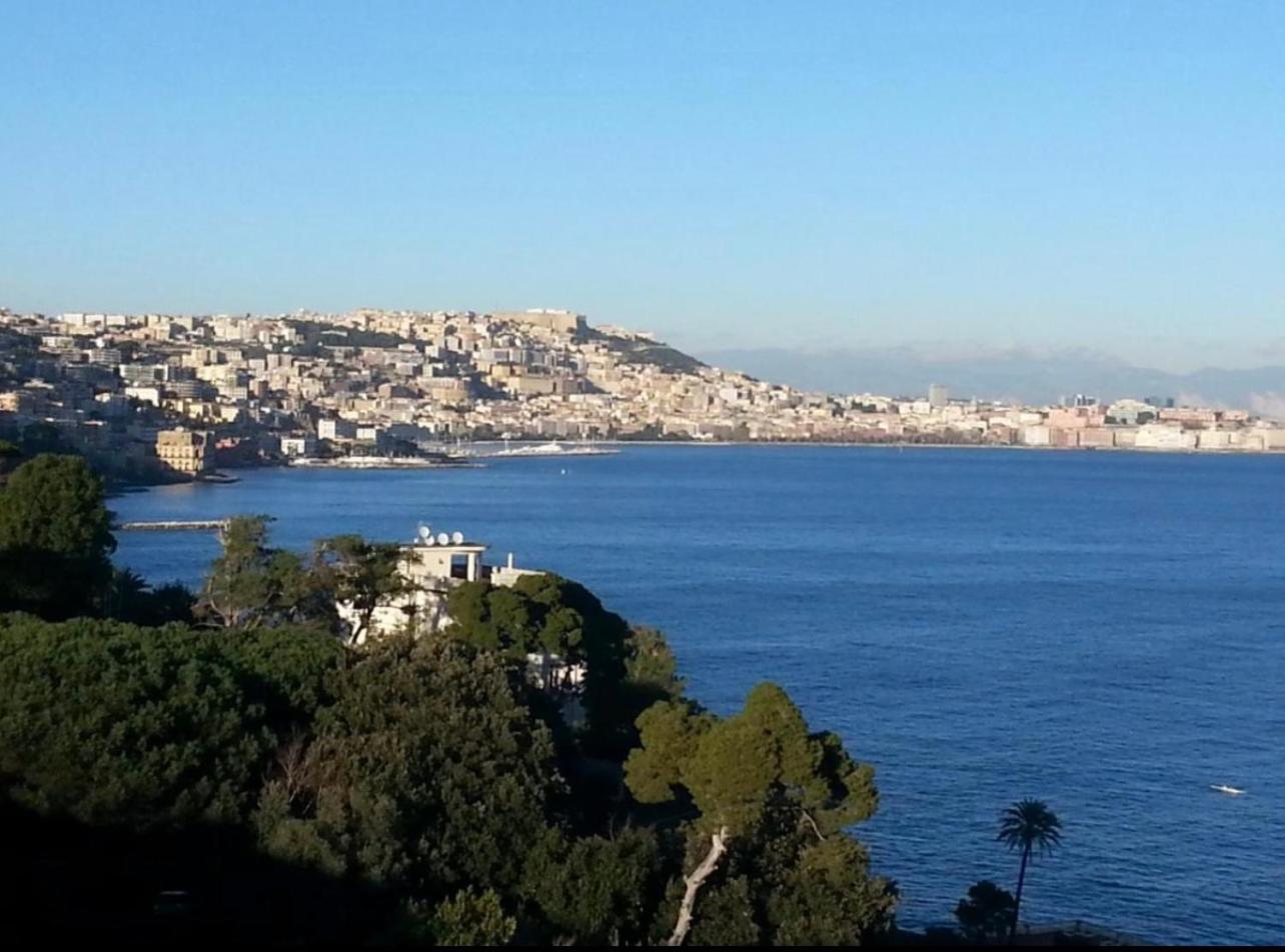 Torre Dell'Incantesimo Naples Luaran gambar