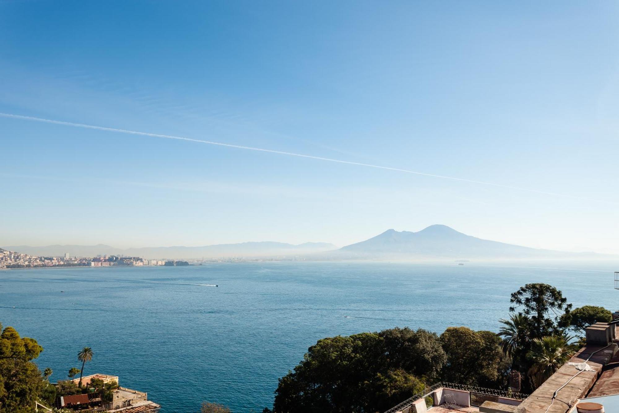Torre Dell'Incantesimo Naples Luaran gambar